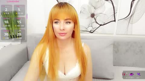 Snapshot of vita_flowen chatting on 13, 10, 2025 Vita online show from 13, 10, 2025