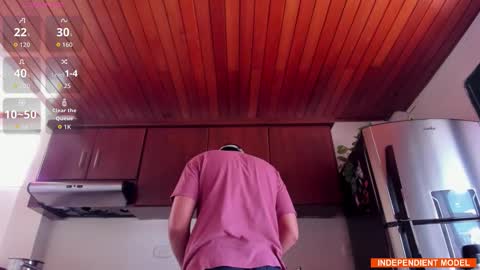 Vito Ferrer online show from 25, 10, 2025