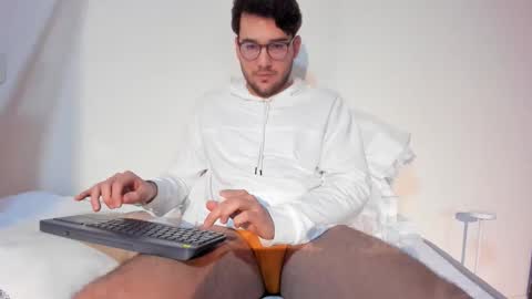 Vito Ferrer online show from 11, 1, 2026