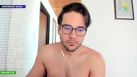 Snapshot of vito_ferrero chatting on 2, 6, 2026 Vito Ferrer online show from 2, 6, 2026