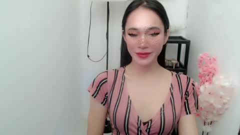 Snapshot of vivahotbabessandra chatting on 17, 6, 2026 SANDRA GOING YOU online show from 17, 6, 2026