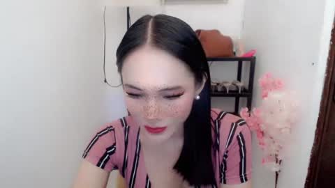 Snapshot of vivahotbabessandra chatting on 2, 7, 2026 SANDRA GOING YOU online show from 2, 7, 2026