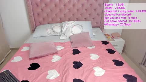 Snapshot of vivi_cooper chatting on 7, 2, 2025 vivi cooper online show from 7, 2, 2025