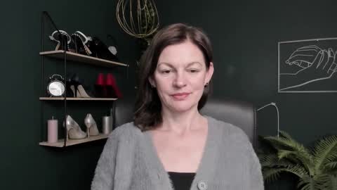 Vivian online show from 28, 10, 2025