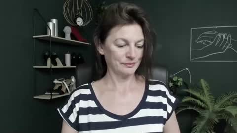 Snapshot of vivian_dream chatting on 16, 7, 2026 Vivian online show from 16, 7, 2026