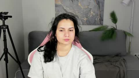 vivien_ross online show from 18, 5, 2026