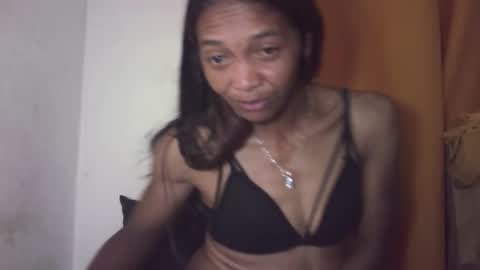Snapshot of vixen_lina chatting on 6, 4, 2026 vixen_lina online show from 6, 4, 2026