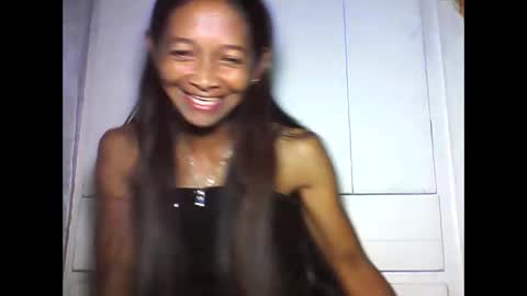 Snapshot of vixen_lina chatting on 22, 5, 2026 vixen_lina online show from 22, 5, 2026