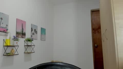 Snapshot of vixenlust17 chatting on 24, 2, 2026 vixenlust17 online show from 24, 2, 2026