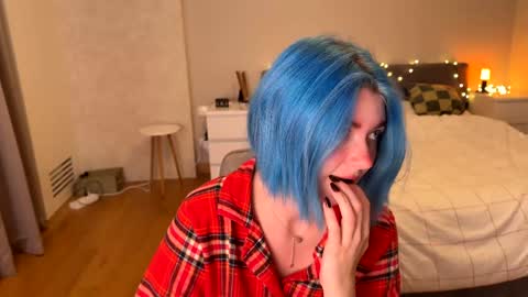 Polly  Online mostly at 9pm-2am UK Time online show from 10, 12, 2024