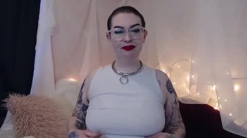 Snapshot of vixinvvitch chatting on 14, 12, 2024 VIXIN online show from 14, 12, 2024