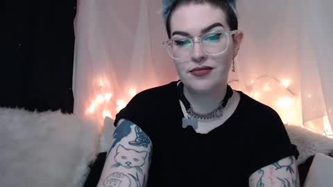 Snapshot of vixinvvitch chatting on 27, 12, 2024 VIXIN online show from 27, 12, 2024