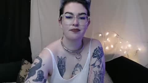 Snapshot of vixinvvitch chatting on 31, 1, 2025 VIXIN online show from 31, 1, 2025