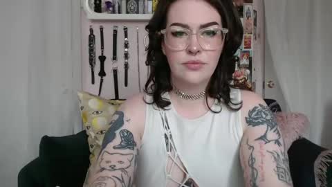 Snapshot of vixinvvitch chatting on 2, 7, 2026 VIXIN online show from 2, 7, 2026