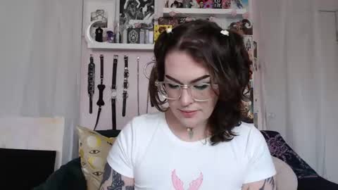 Snapshot of vixinvvitch chatting on 7, 7, 2026 VIXIN online show from 7, 7, 2026