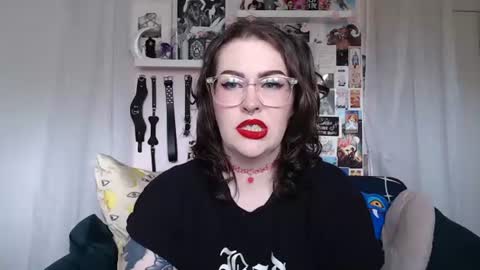 Snapshot of vixinvvitch chatting on 17, 7, 2026 VIXIN online show from 17, 7, 2026