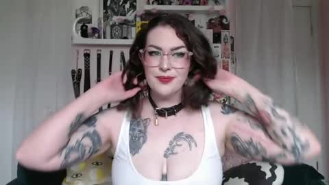 Snapshot of vixinvvitch chatting on 1, 8, 2026 VIXIN online show from 1, 8, 2026