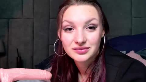 Snapshot of vixksaria chatting on 9, 2, 2026 Vixsaria online show from 9, 2, 2026