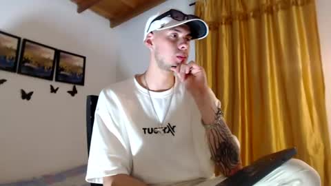 Snapshot of vlad__night chatting on 17, 7, 2026 Vlad online show from 17, 7, 2026