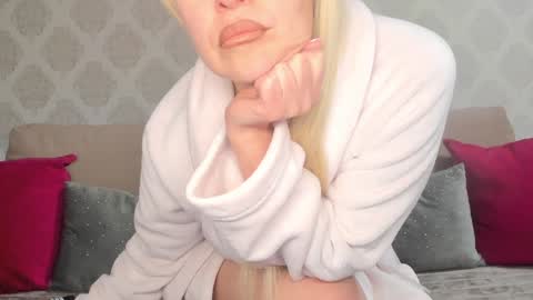 Snapshot of vladax555 chatting on 29, 1, 2025 VLADAX555 online show from 29, 1, 2025