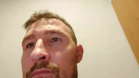 Snapshot of vladumyr chatting on 19, 12, 2025 vladumyr online show from 19, 12, 2025