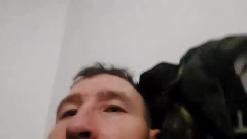 Snapshot of vladumyr chatting on 20, 12, 2025 vladumyr online show from 20, 12, 2025