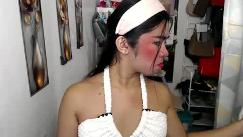 Snapshot of voganmarie chatting on 6, 7, 2026 voganmarie online show from 6, 7, 2026