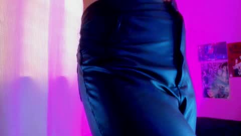 Snapshot of void_smokin chatting on 25, 5, 2026 Gabriela online show from 25, 5, 2026