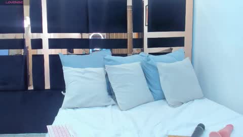 Lisa online show from 13, 12, 2025