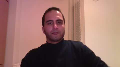 Snapshot of volve5 chatting on 5, 1, 2025 volve5 online show from 5, 1, 2025