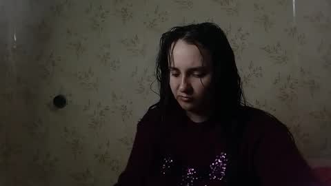 voulezvous_angel online show from 4, 4, 2026