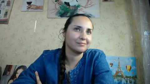 voulezvous_angel online show from 30, 5, 2026