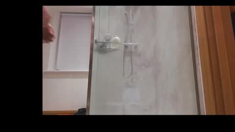 Snapshot of voyeur1391365 chatting on 12, 10, 2025 voyeur1391365 online show from 12, 10, 2025