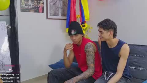 Snapshot of voyeurism_guys chatting on 22, 6, 2026 voyeurism_guys online show from 22, 6, 2026