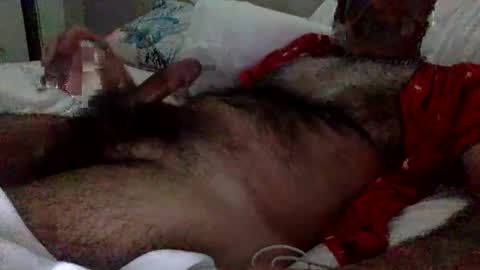 Enjoy guys of all ages if you are not on cam please dont ask for requests if i dont respond dont think im ignoring you i online show from 1, 3, 2026