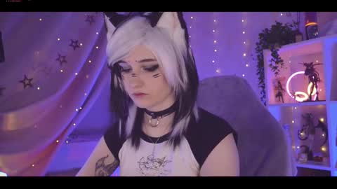 Snapshot of vronnier chatting on 15, 2, 2025 vronnier online show from 15, 2, 2025