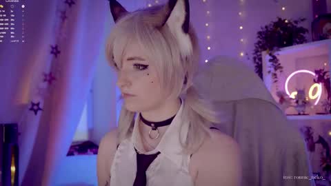 Snapshot of vronnier chatting on 18, 9, 2025 vronnier online show from 18, 9, 2025