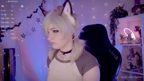 Snapshot of vronnier chatting on 26, 11, 2025 vronnier online show from 26, 11, 2025