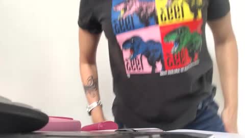 Snapshot of vsantini_ chatting on 1, 3, 2025 vsantini_ online show from 1, 3, 2025