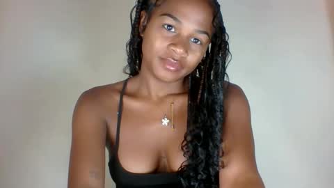 Snapshot of vynarahot chatting on 5, 5, 2026 vynarahot online show from 5, 5, 2026
