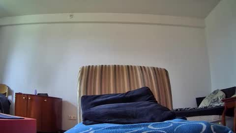 Snapshot of vype121 chatting on 12, 4, 2026 vype121 online show from 12, 4, 2026