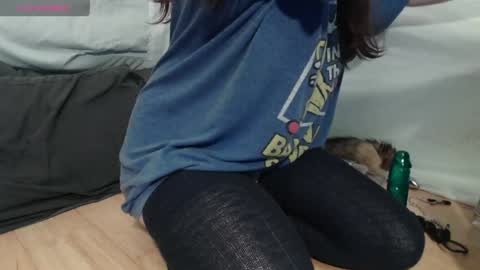 Snapshot of wacky_weirdo chatting on 18, 4, 2026 Rose online show from 18, 4, 2026