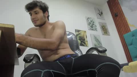 Snapshot of walter_noils chatting on 27, 5, 2026 WALTER NOILS online show from 27, 5, 2026