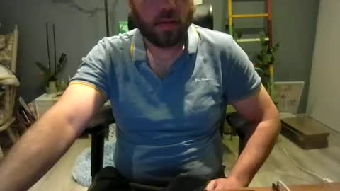 Snapshot of wanderlook chatting on 15, 6, 2026 wanderlook online show from 15, 6, 2026