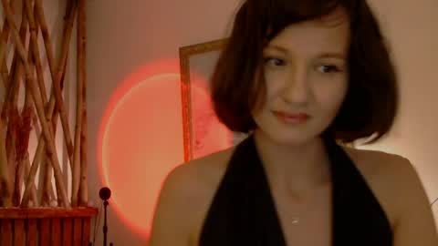 Snapshot of wanderwhitch chatting on 5, 5, 2026 Miya online show from 5, 5, 2026