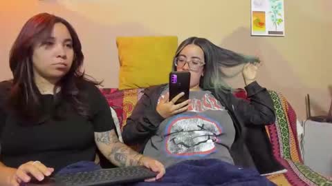 Snapshot of waningrosee chatting on 16, 9, 2025 Waningrose  Lu online show from 16, 9, 2025