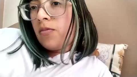 Snapshot of waningrosee chatting on 7, 10, 2025 Waningrose  Lu online show from 7, 10, 2025