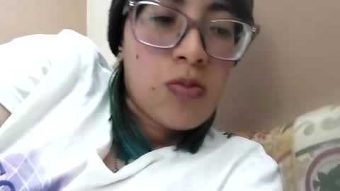 Snapshot of waningrosee chatting on 19, 10, 2025 Waningrose  Lu online show from 19, 10, 2025