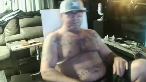 Snapshot of wantitbutyoucanthaveit chatting on 15, 5, 2026 inittogetitin online show from 15, 5, 2026