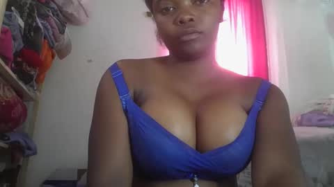 Snapshot of wasselline69 chatting on 27, 5, 2026 wasselline69 online show from 27, 5, 2026